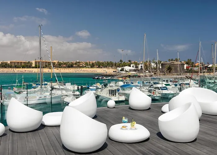 Gustamar 12 דירה *